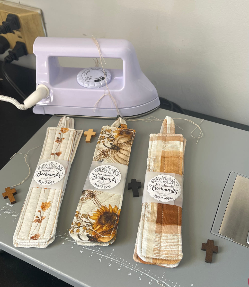 Fall bookmark collection front